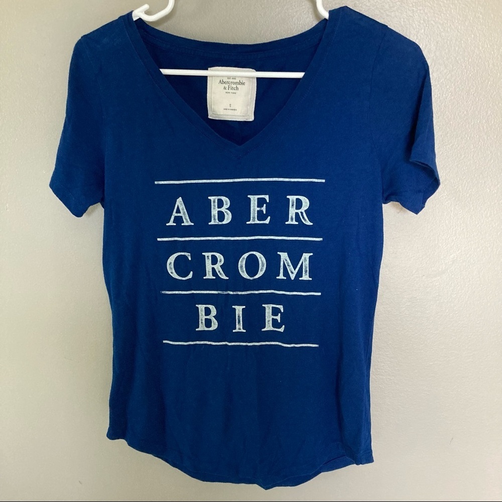 Abercrombie & Fitch Tee